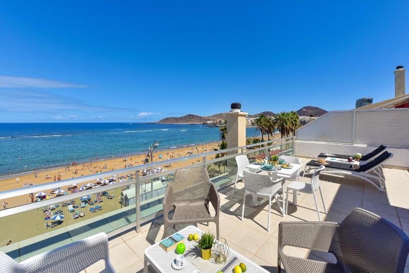 Apartment over the sea Las Canteras MC by VillaGranCanaria - image 16