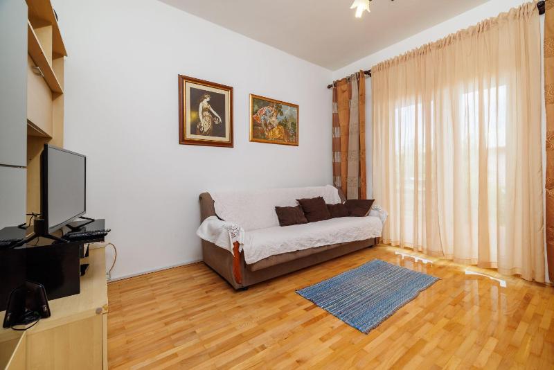 Apartments Zvonimir - image 7