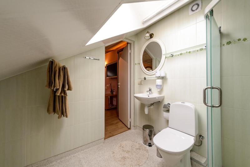 Double or Twin Room image 2