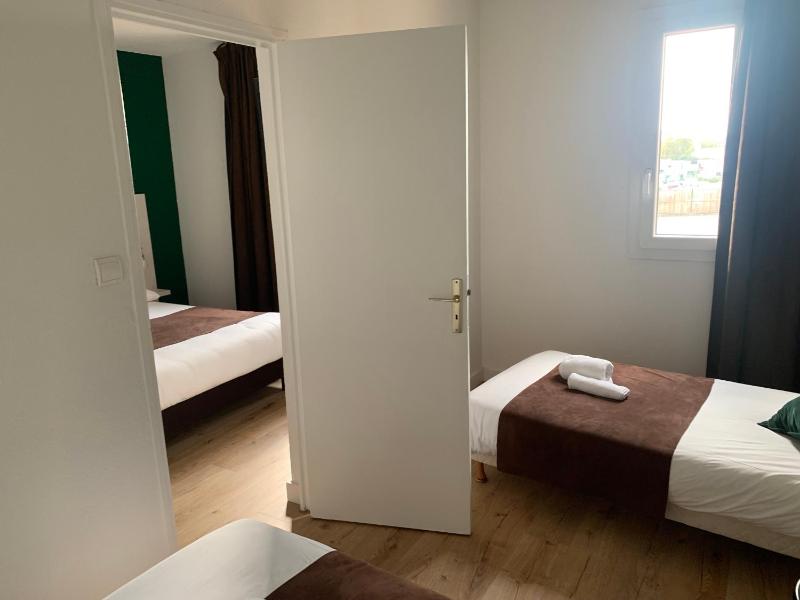 Quadruple Room image 3