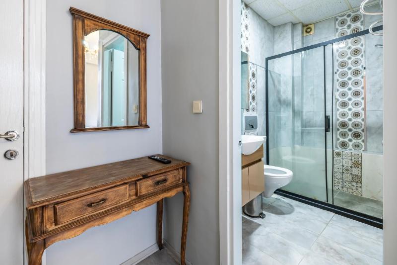 Taksim Dora Hotel - image 12