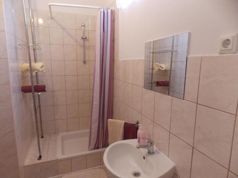 Three-Bedroom Holiday Home  image 3