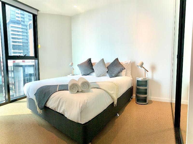 ReadySet Apartments at Lighthouse - image 6