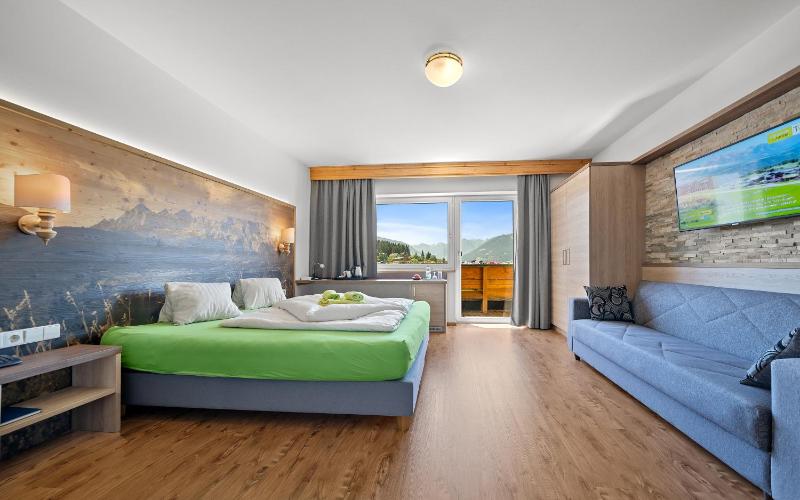 Double Room image 2