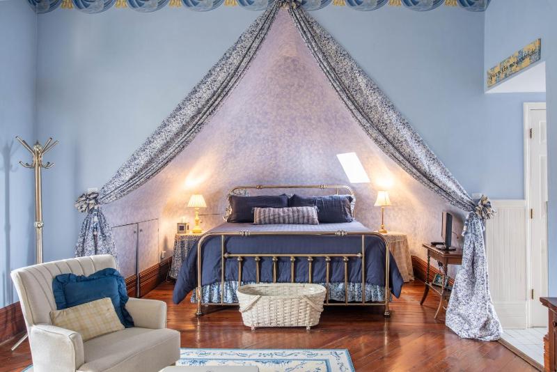 Sugar Magnolia Bed and Breakfast - image 2