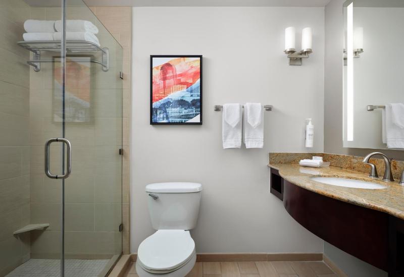 King Room image 2