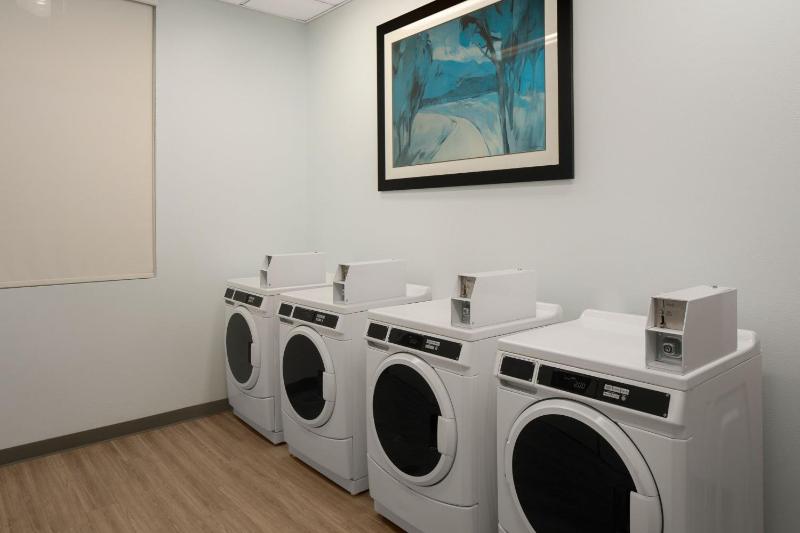 Residence Inn by Marriott Portland Downtown/RiverPlace - image 2