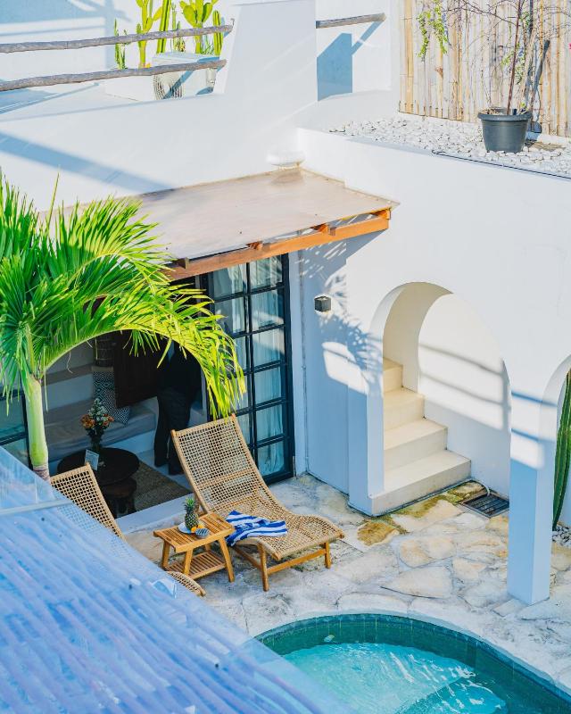 Villa Aurelia - 2 Bedrooms Rooftop Villa in Canggu - image 15