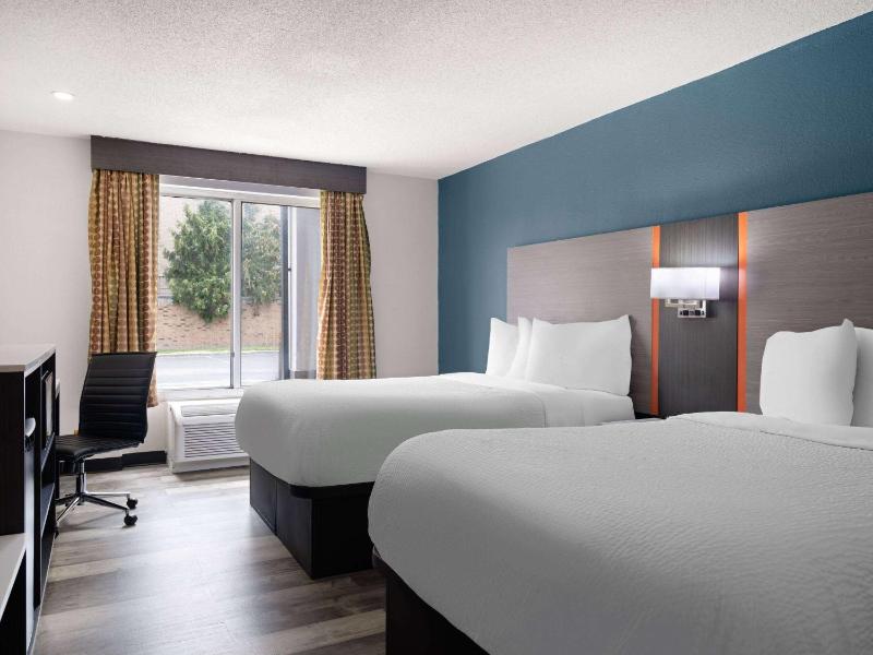 Double Room with Two Double Beds - Non-Smoking image 1
