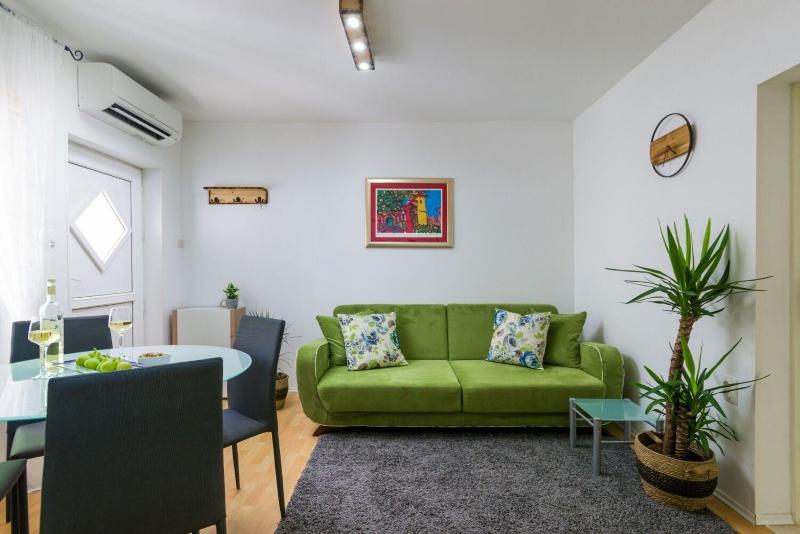 Apartment Jurica - image 9