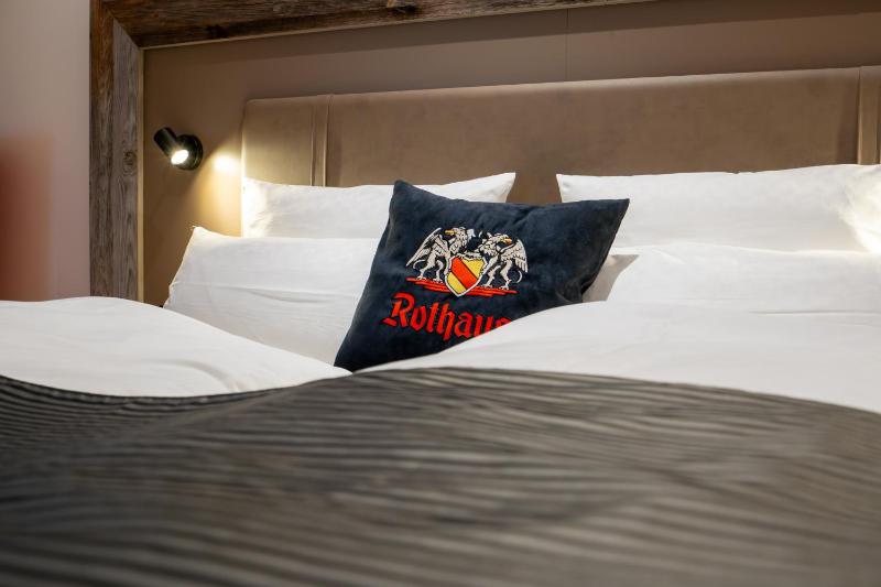 Standard Double Room image 1