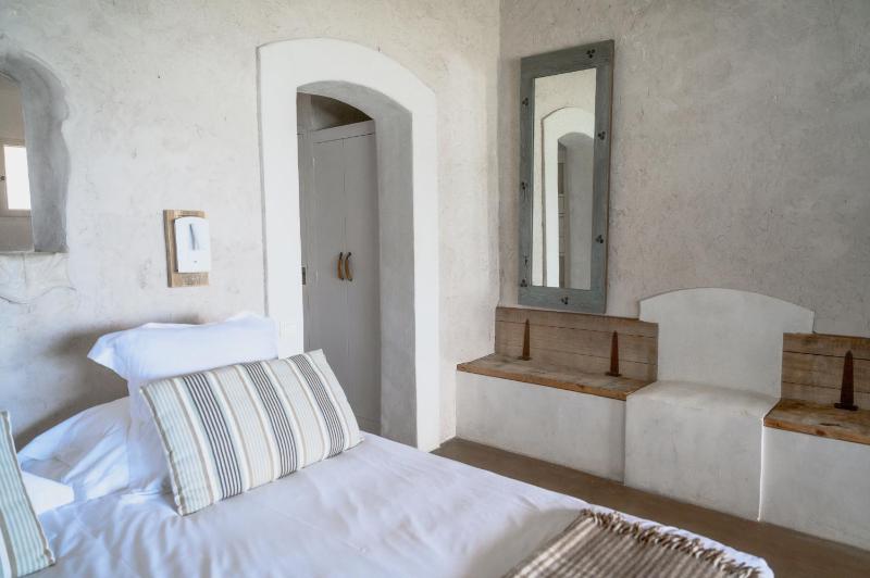 Superior Double Room with Shower and Lake view image 3