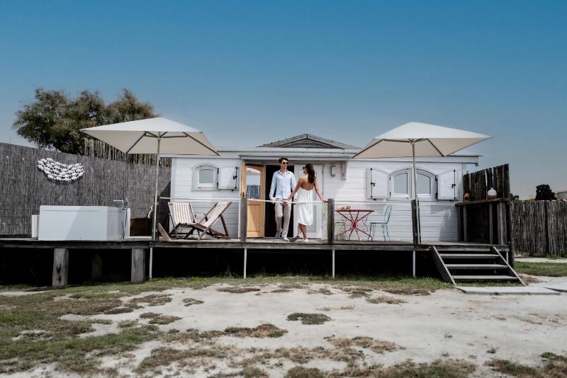 Superior Caravan with lake view  image 1