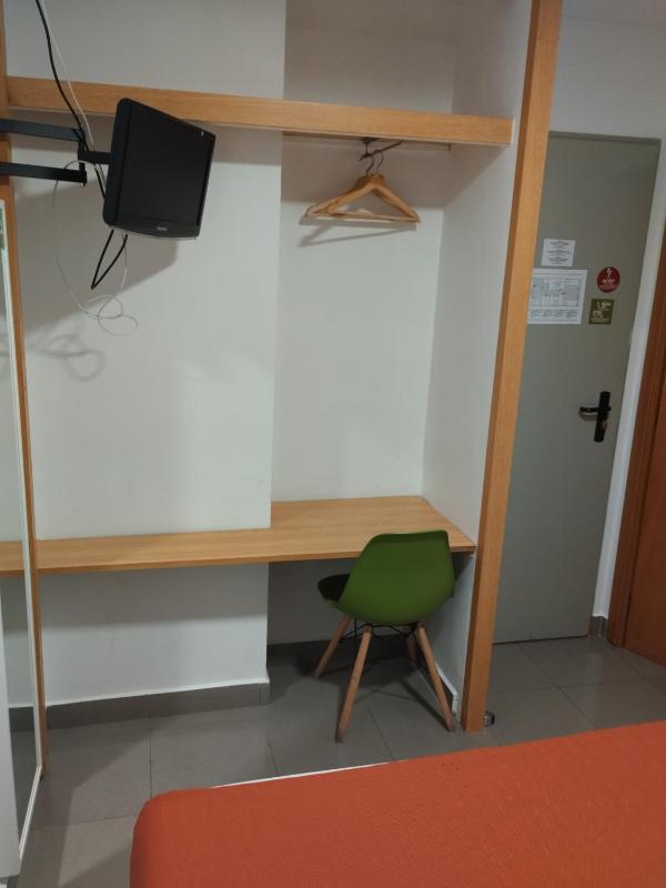 Economy Single Room image 4