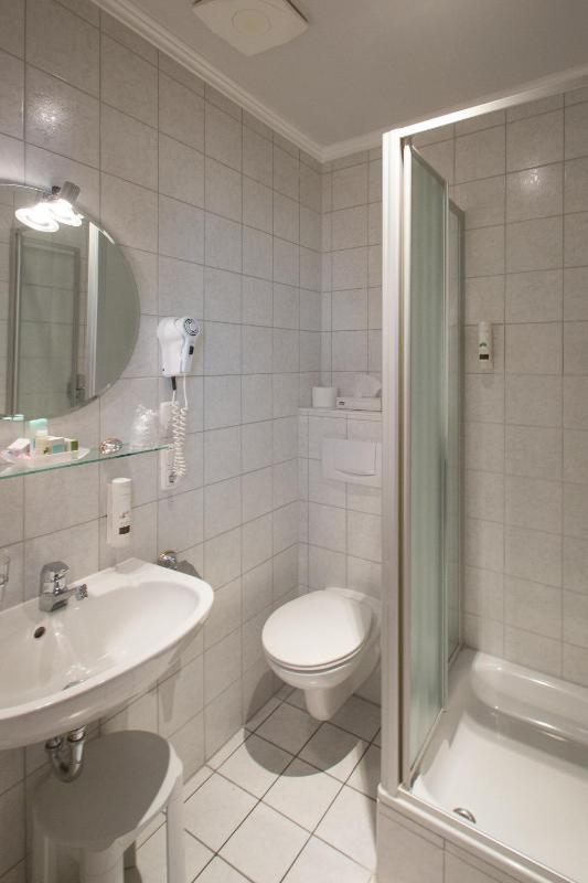 Economy Single Room image 2