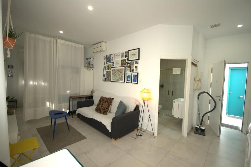 Livingtarifa Apartamento La Palmera - image 6