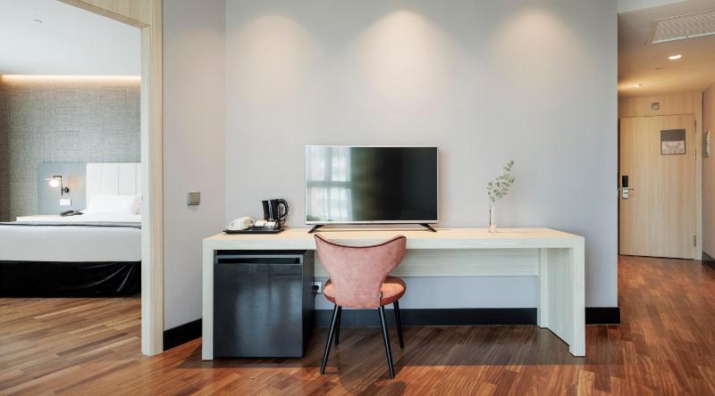 Superior Double or Twin Room image 4