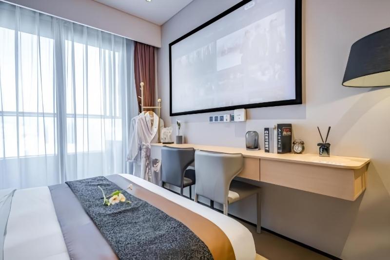 Raffles Executive Apartment - image 8