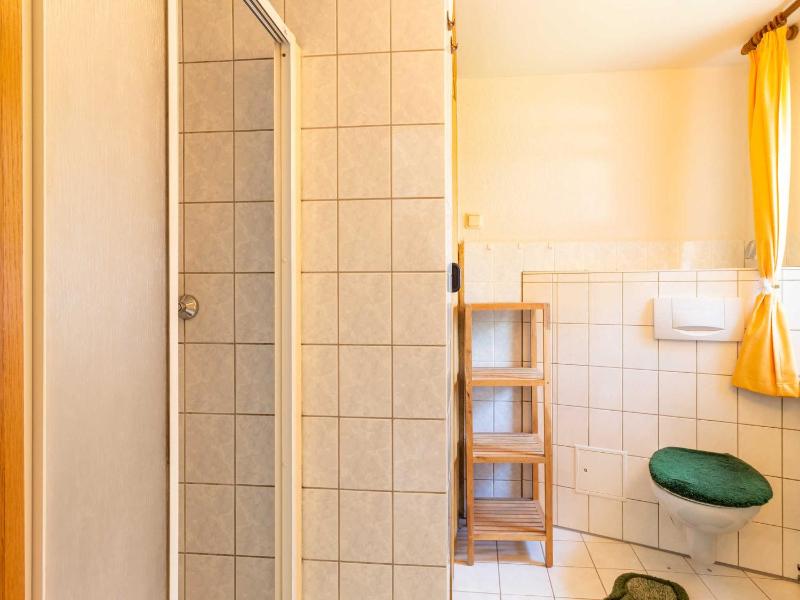 Two-Bedroom House image 3