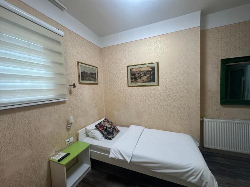 Hotel Lula - image 13