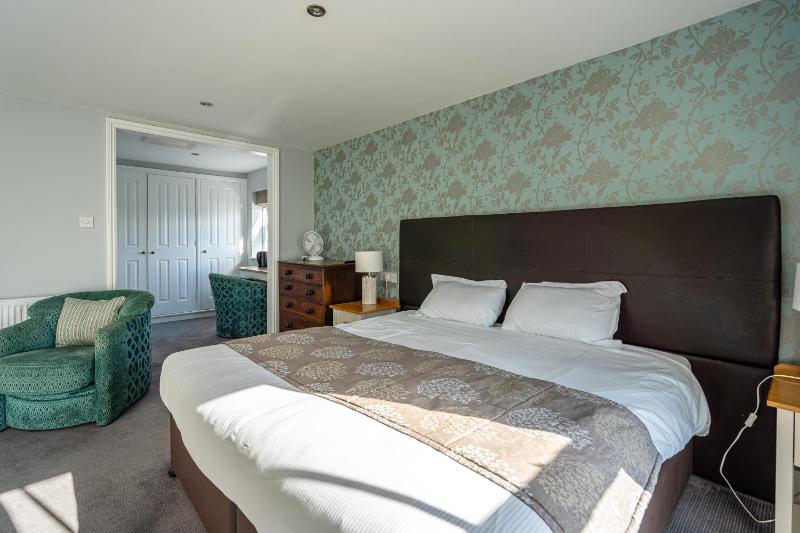 Suite with Sea View image 1