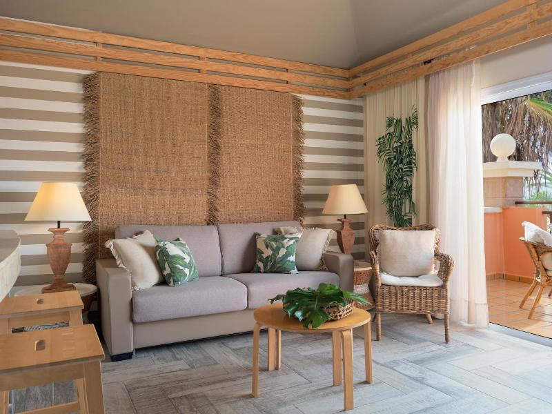 One-Bedroom Villa image 4