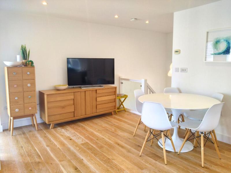 Apartment with Sea View image 2