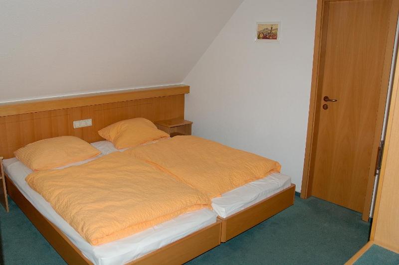 Deluxe Double Room image 4