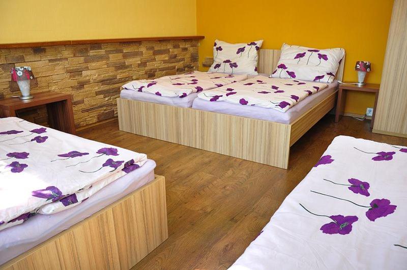 Three-Bedroom Apartment image 4