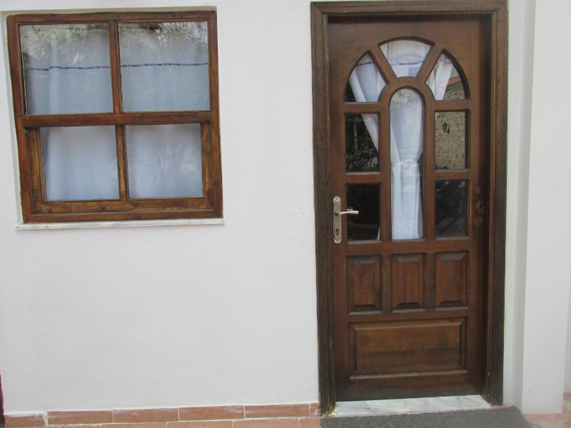 Two-Bedroom Apartment (4 Adults) image 2