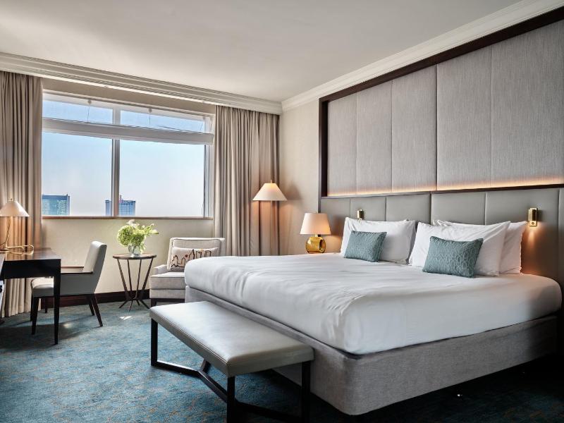 Classic King Room image 4