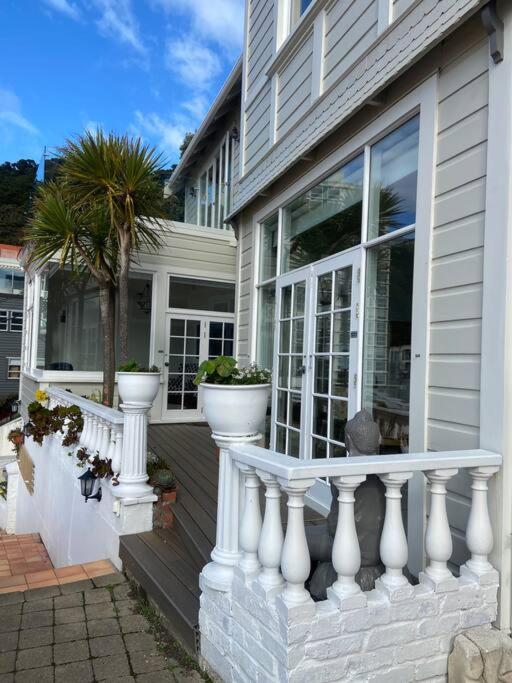 Beautiful central executive home - image 7