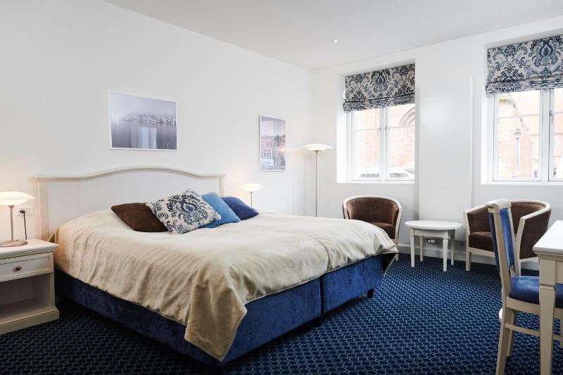 Superior Double Room image 1