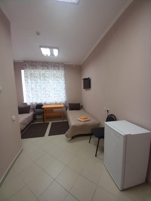 Triple Room with Bathroom image 1