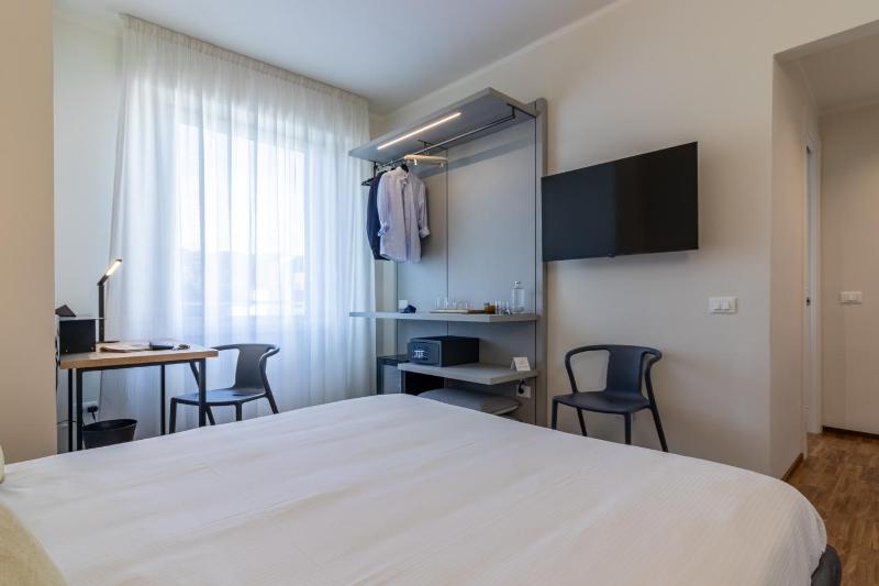 Il Faro Luxury Rooms & Lounge - image 42