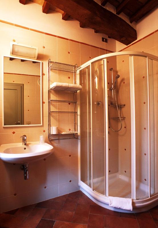 Triple Room image 3