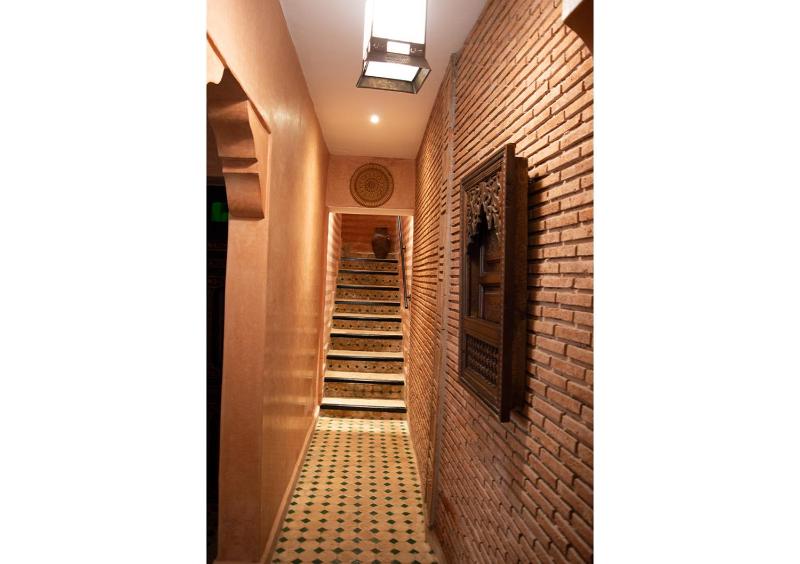 Riad Amirat Al Jamal - image 6