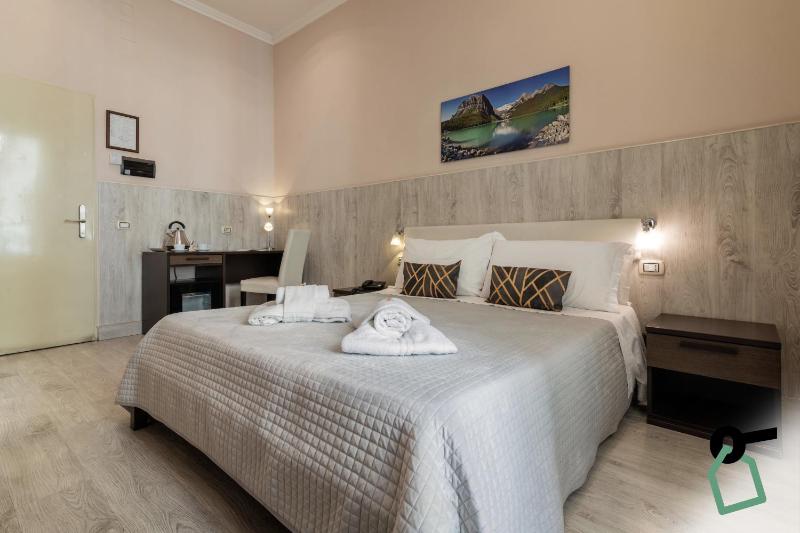 HOTIDAY Room Collection - Palermo Politeama - image 14