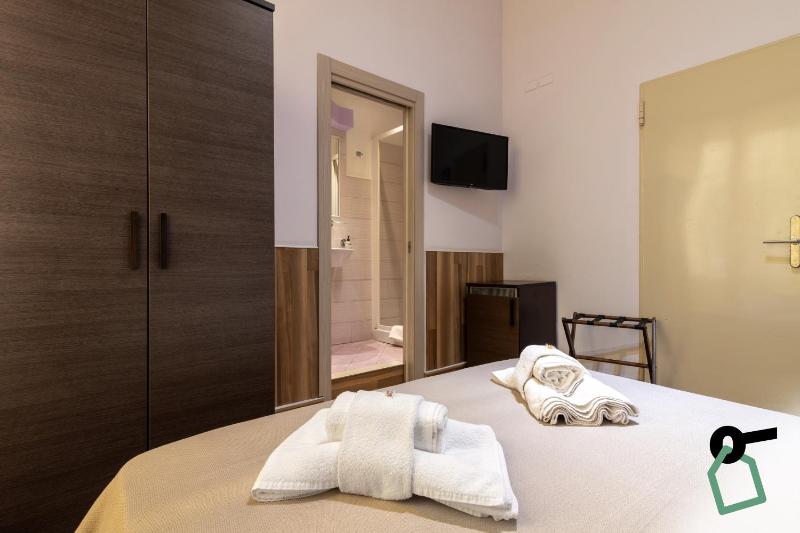 HOTIDAY Room Collection - Palermo Politeama - image 7