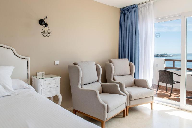 Double Premium Sea View image 4
