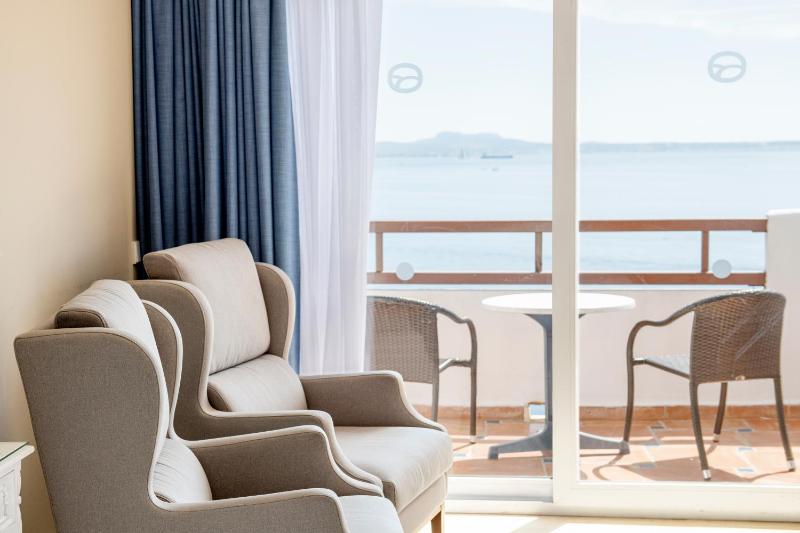 Double Premium Sea View image 1