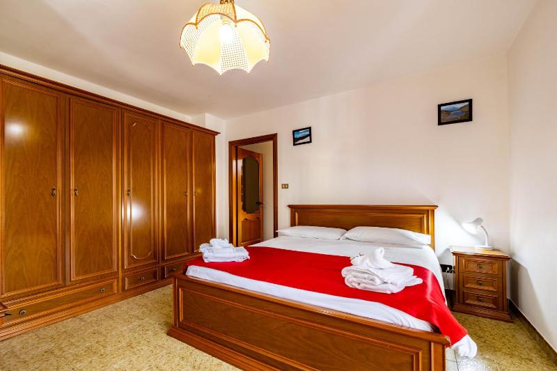 Two-Bedroom Apartment image 1