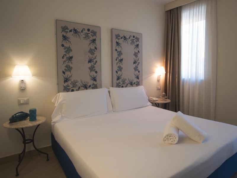 Double Room Single Use image 2
