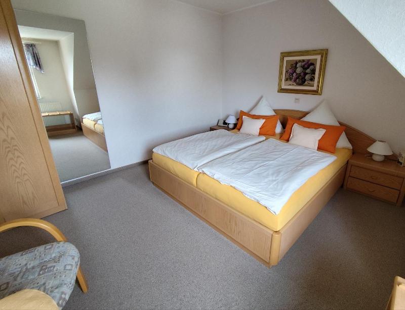 One-Bedroom-Apartment image 4