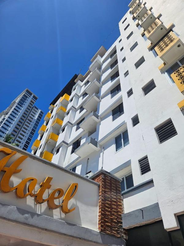 Hotel Montreal - image 5