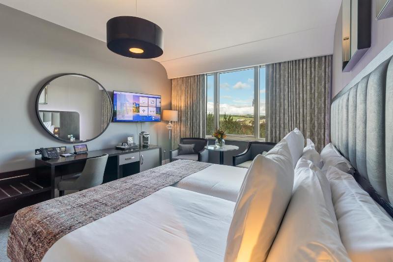 Fota Island Hotel and Spa - image 13