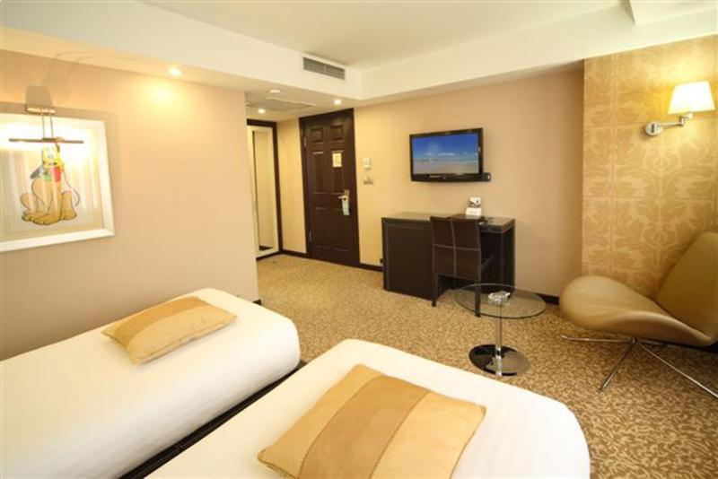 Double or Twin Room with Bathroom image 4