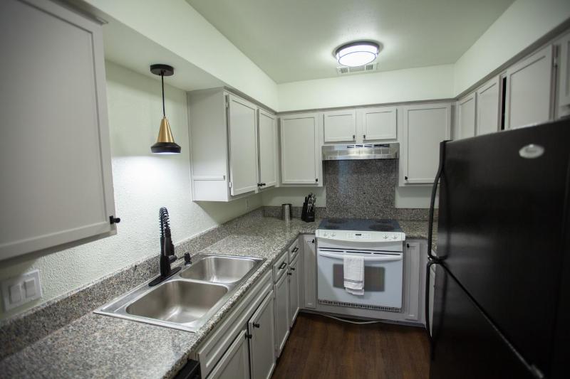 Onyx Hotels - image 24