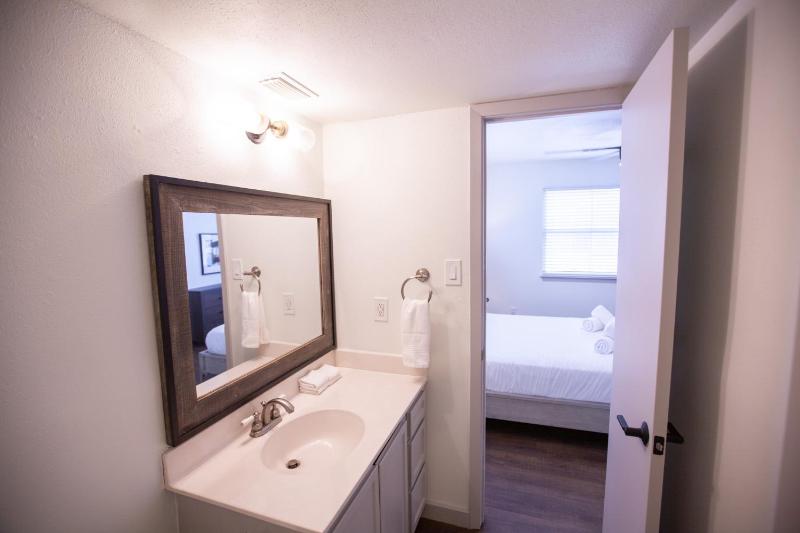 Onyx Hotels - image 8