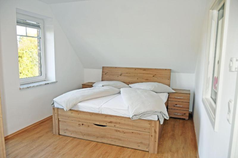 super Ferienwohnung mit Seeblick und 3 Balkonen - image 15